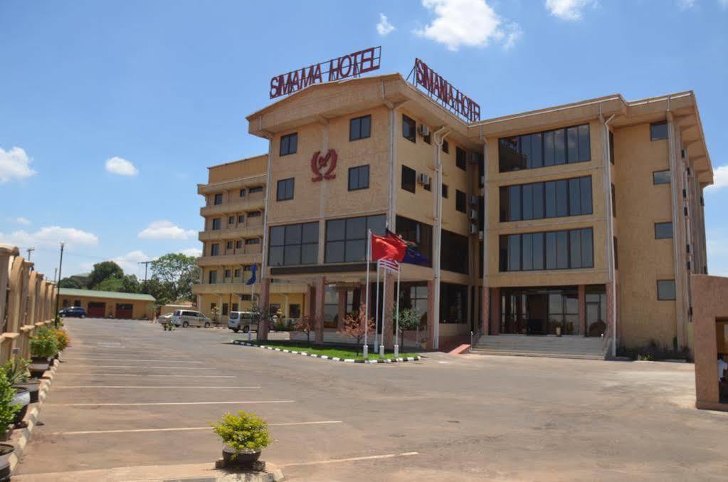 Simama Hotel Lilongwe Bagian luar foto